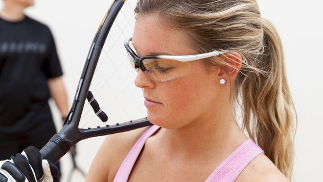 sports-related-eye-injuries-eye-protection-20583453